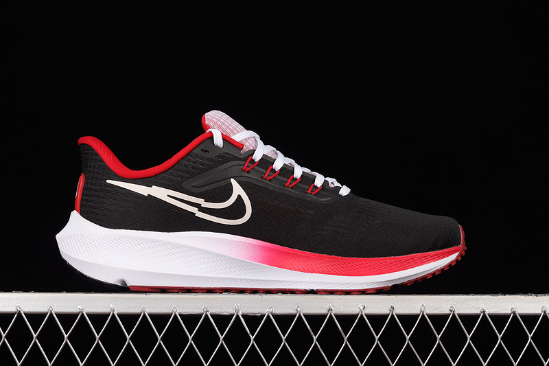 Air Zoom Pegasus 39 Black/White/University Red 25