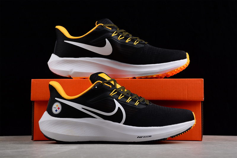 Air Zoom Pegasus 39 Black/White/Orange 11