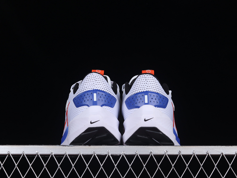 Air Zoom Pegasus 40 White/Blue/Orange 23