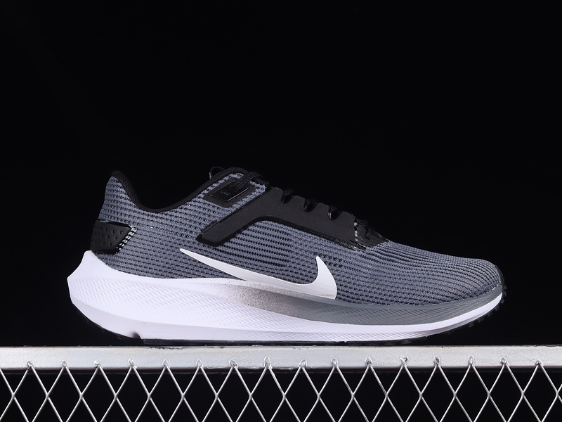 Air Zoom Pegasus 40 Black/White/Grey 5