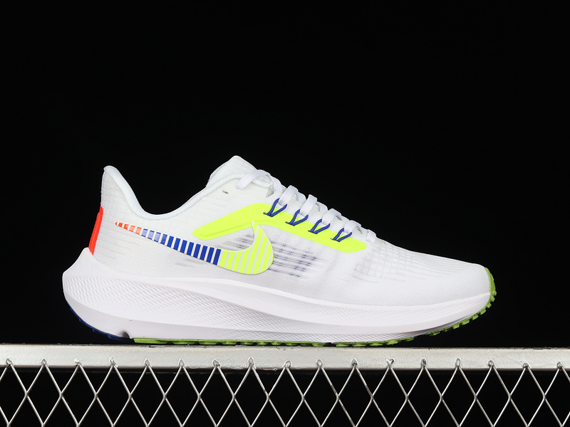 Air Zoom Pegasus 39 White/Black/Fluorescent Green 19