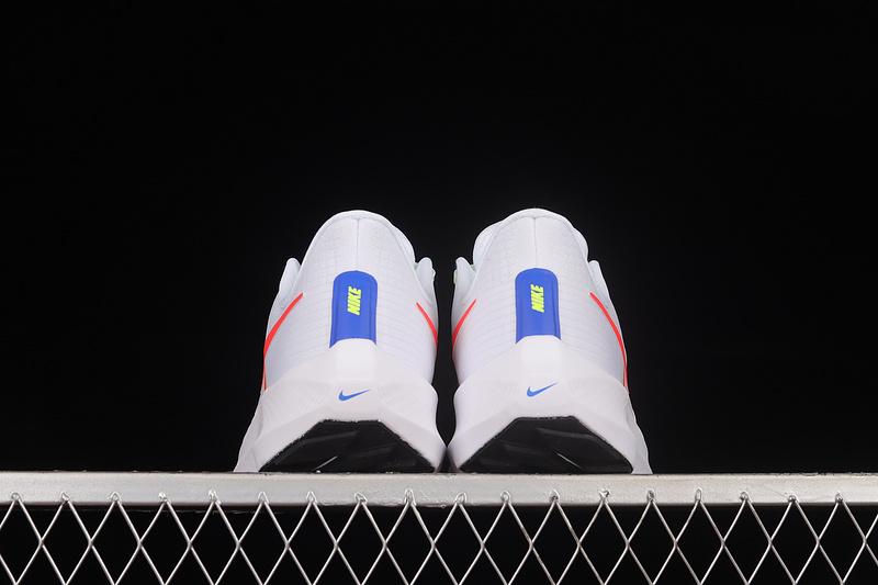 Air Zoom Pegasus 39 White/Blue/Orange 3