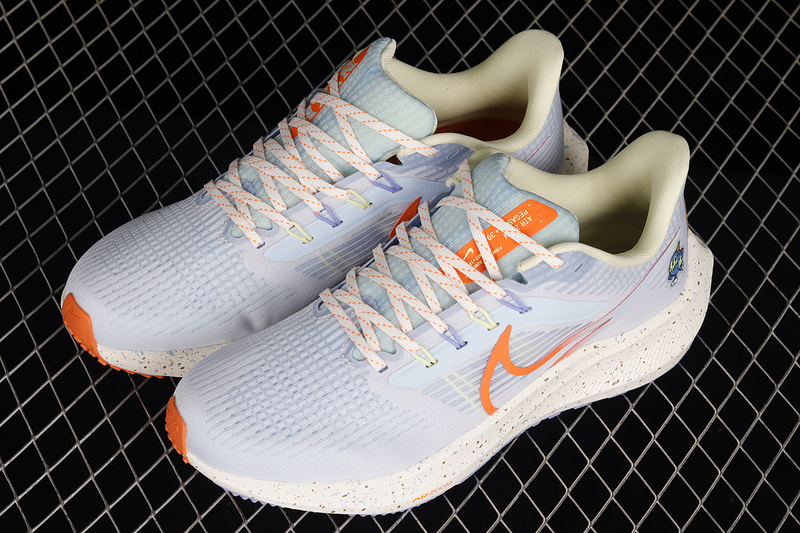 Air Zoom Pegasus 39 Light Purple/Orange/White 19