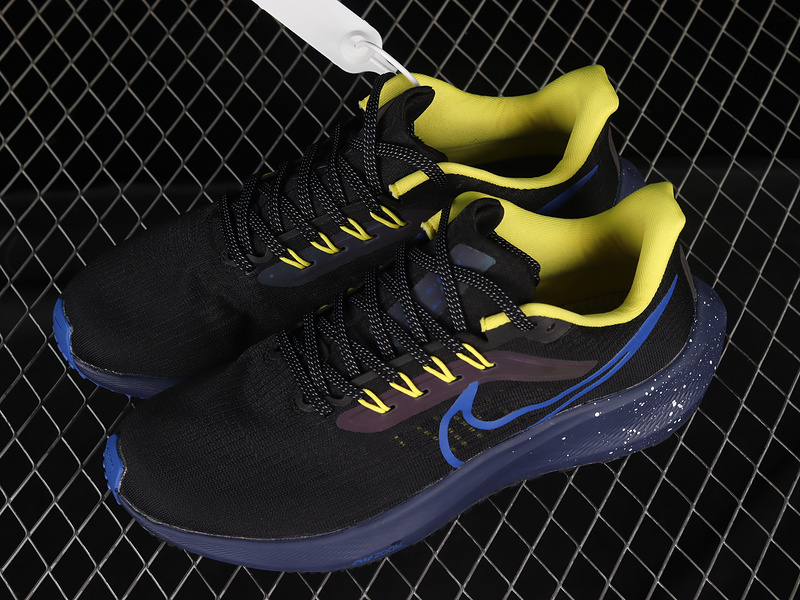 Air Zoom Pegasus 39 Black/Blue/Yellow 29