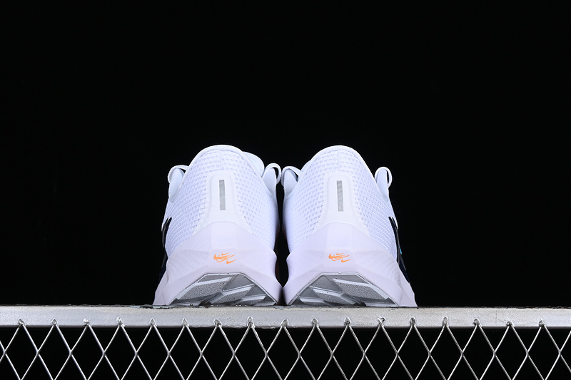 Air Zoom Pegasus 40 Premium White/Football Grey/Bright Mandarin/Multi-Color 3