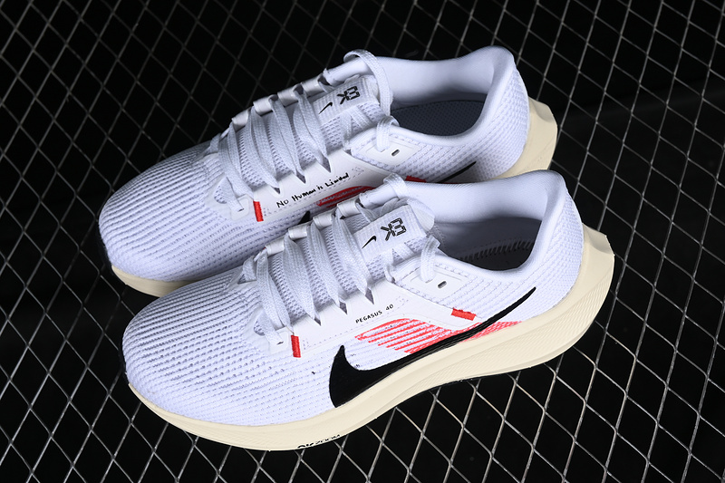 Air Zoom Pegasus 40 White/Black/Red 3