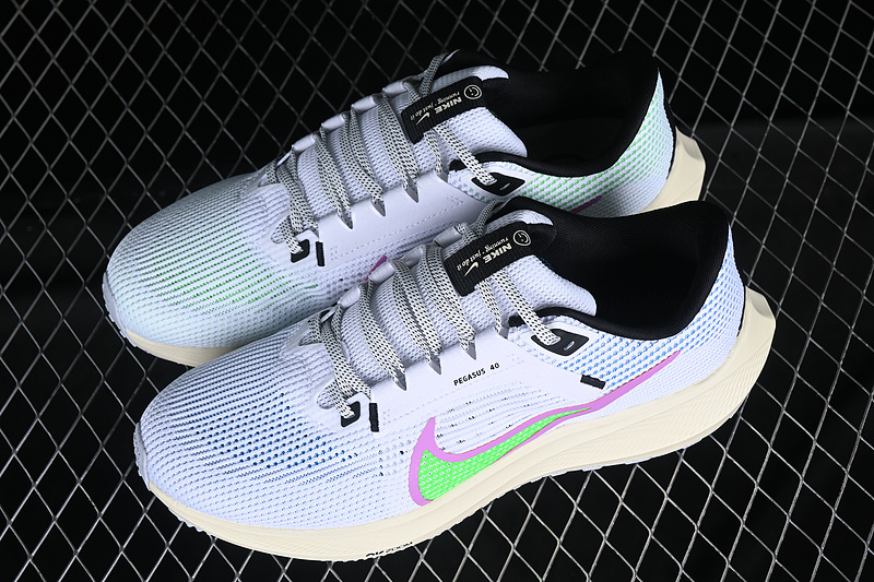 Air Zoom Pegasus 40 White/Pink/Green/Black 25