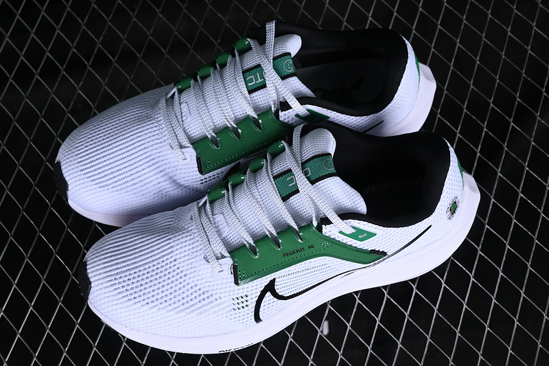 Air Zoom Pegasus 40 Oregon Track Club White/Green/Black 11