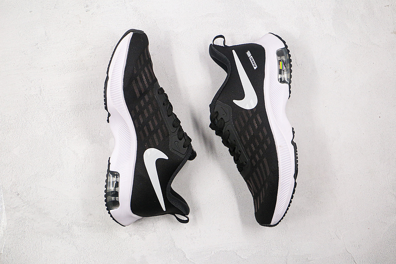 Air Zoom Structure 38X Black/Black/White 17