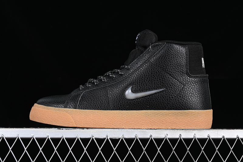 Sb Zoom Blazer Mid White/Black/Brown 25