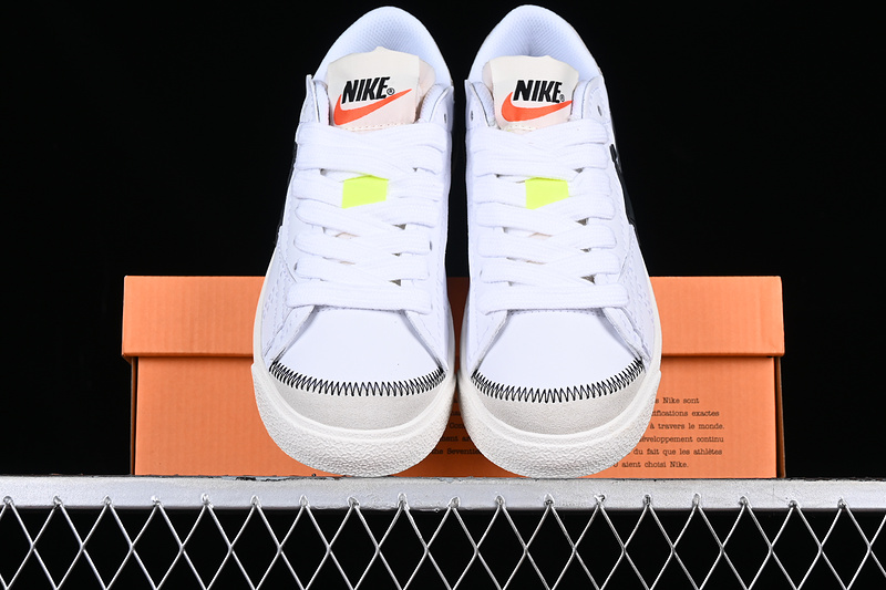 Blazer Low 77 Jumbo White/White/Sail/Black 5