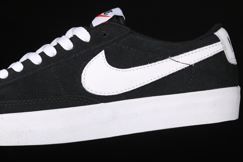 Blazer Low Premium Vntg Suede Black/Black/White 23