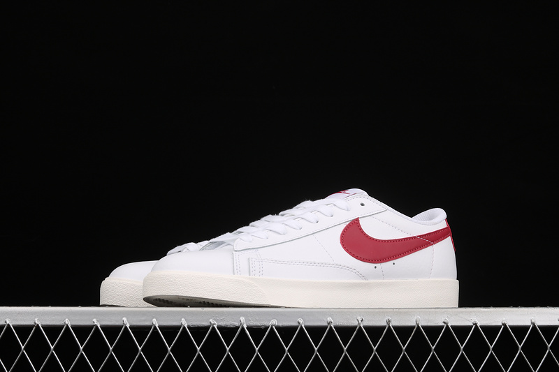 Blazer Low Leather White/White/University Red 29