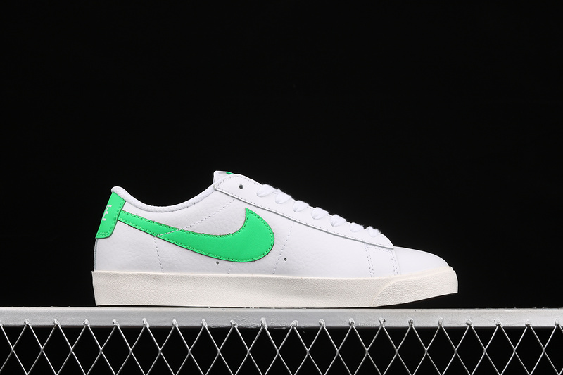 Blazer Low Leather White/White/Green Spark 31