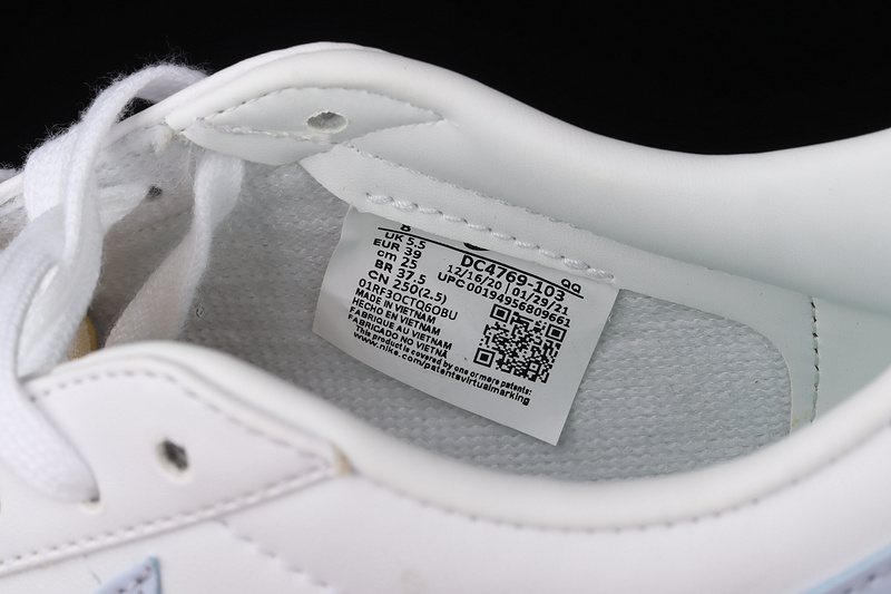 Blazer Low 77 White/White/White/Ghost 3