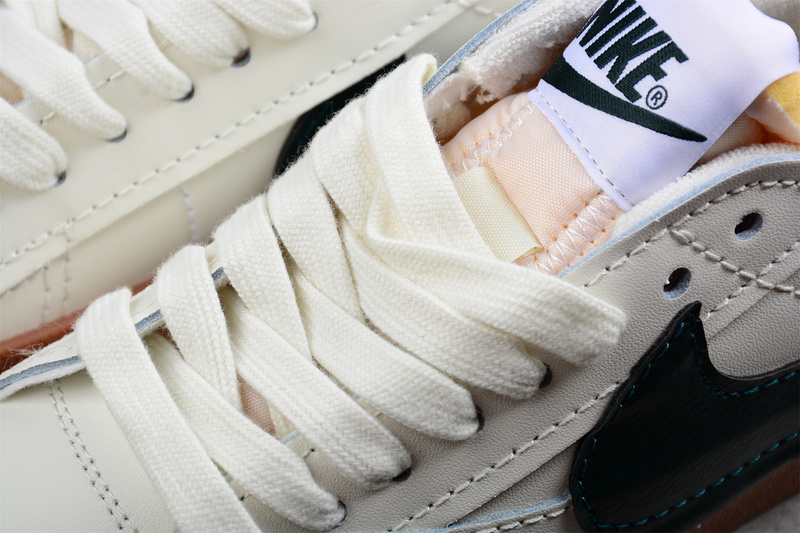 Blazer Low Jumbo White/Dark Green-Gum 11