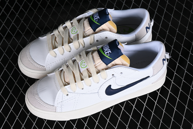 Blazer Low 77 Jumbo Se Summit White/Midnight Navy/Phantom/Summit White 21