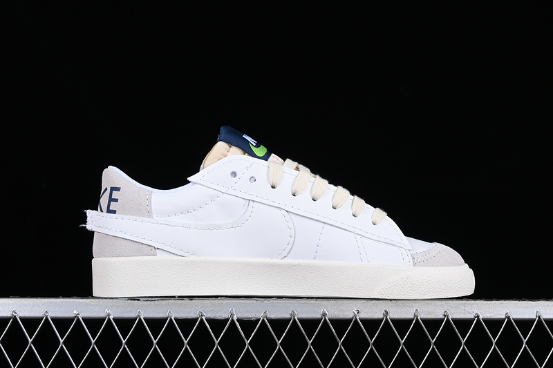 Blazer Low 77 Jumbo Se Summit White/Midnight Navy/Phantom/Summit White 23