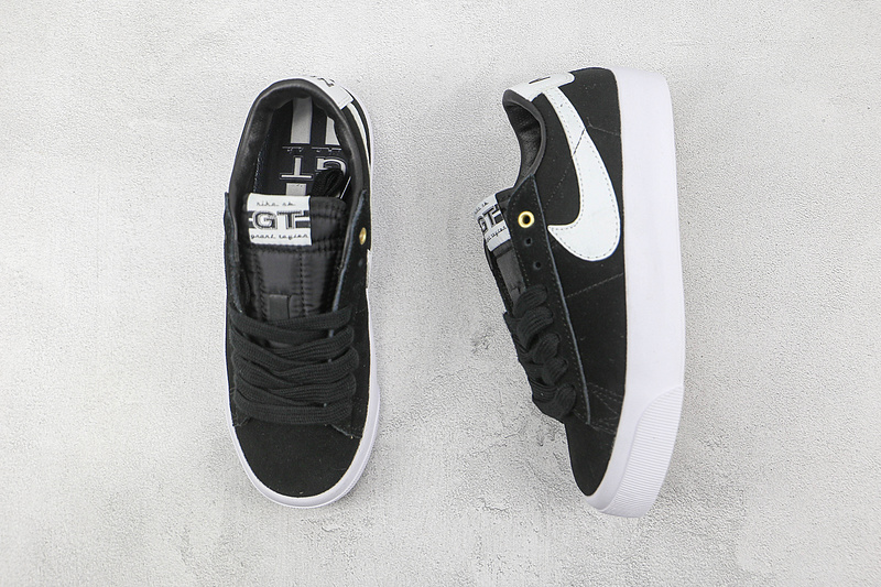 Sb Blazer Low Gt Black/Sail/White 19