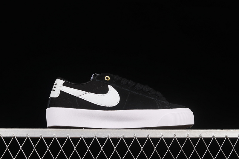 Zoom Blazer Low Gt Sb Black/Black/Anthracite 11