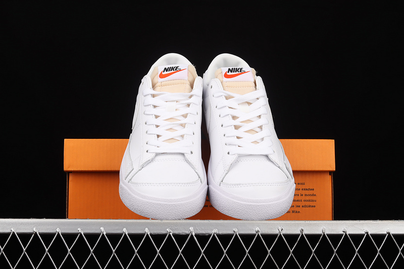 Blazer Low 77 White/White/White 3