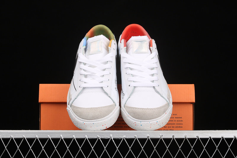 Blazer Low 77 Vintage Make It Count White/Black/Sail/Turf Orange 21