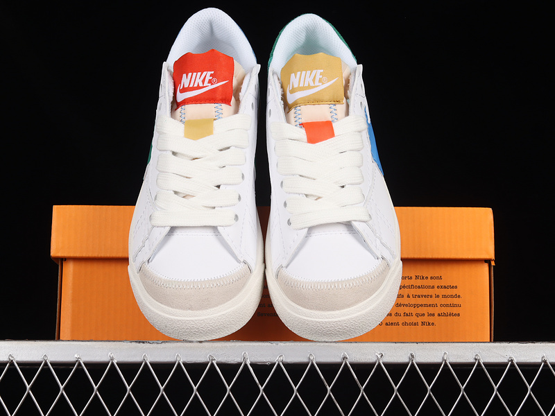 Blazer Low 77 Jumbo Mismatch White/Malachite 13