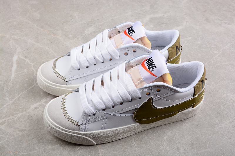 Blazer Low 77 Jumbo White/White/Brown 3