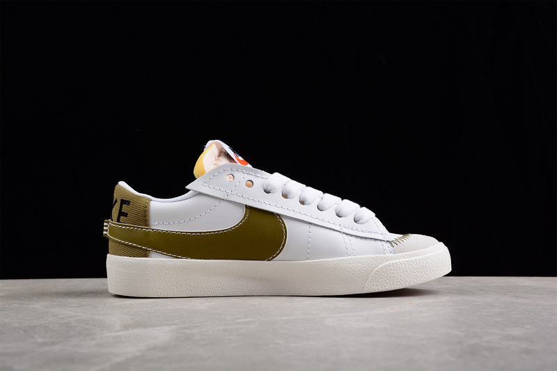 Blazer Low 77 Jumbo White/White/Brown 23