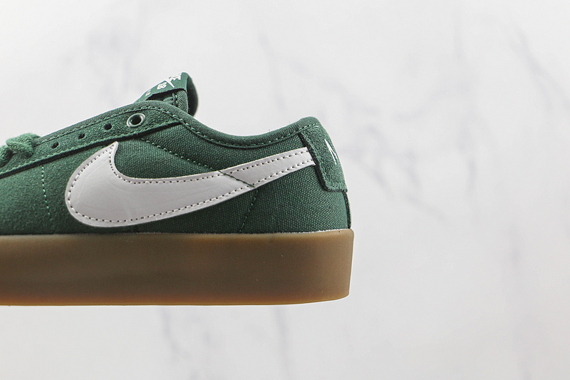 Blazer Low Gt Sb Green/Green/White 7