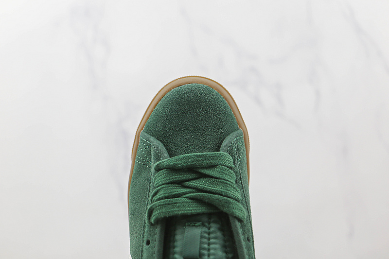 Blazer Low Gt Sb Green/Green/White 13