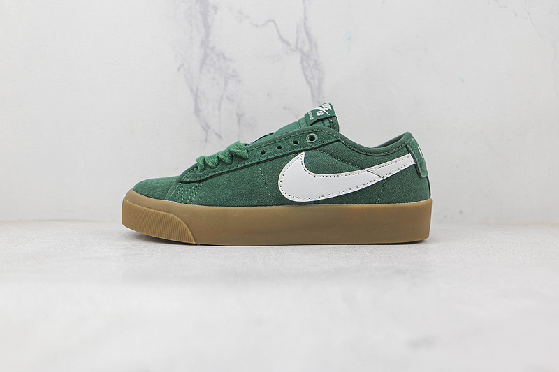 Blazer Low Gt Sb Green/Green/White 17