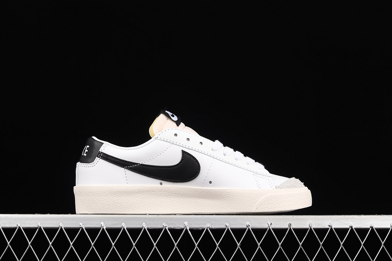 Blazer Low 77 White/Sail/White/Black 5