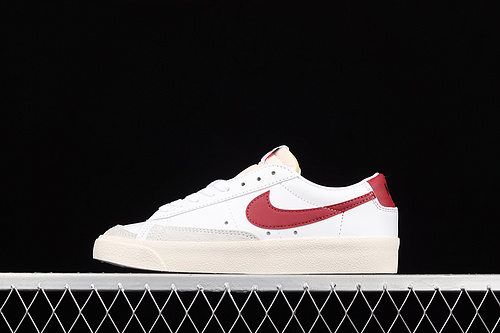 Blazer Low 77 White/White/Sail/Team Red 3