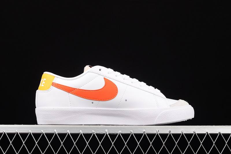 Blazer Low 77 Vintage White/Orange/Light Blue 15