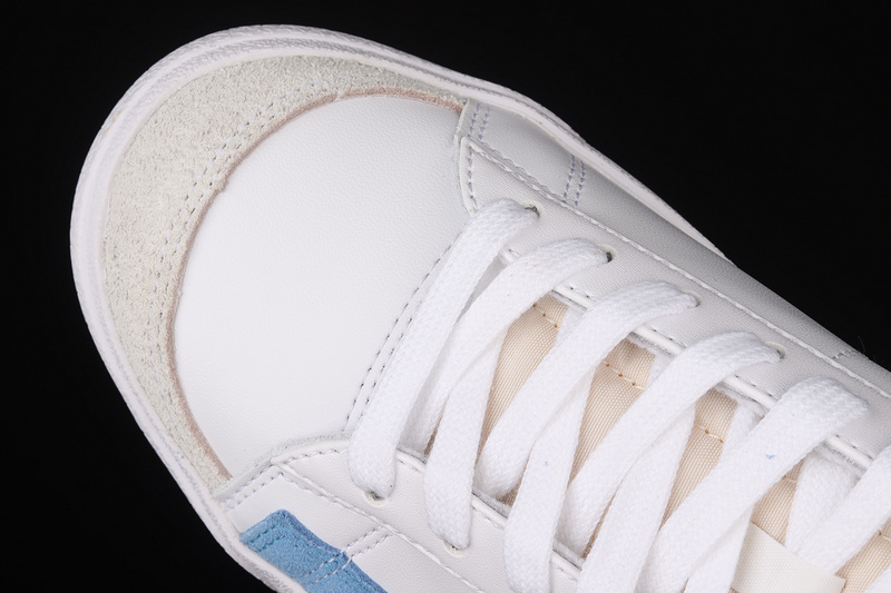 Blazer Low 77 Vintage White/Orange/Light Blue 23