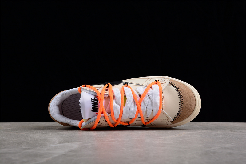 Blazer Low 77 Jumbo White/Orange/Black-Khaki 3