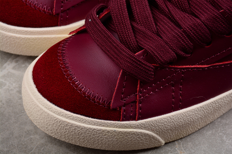 Blazer Low 77 Jumbo Burgundy/Hot Pink/Beige 7