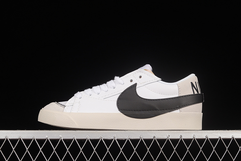 Blazer Low White/Black/White 29