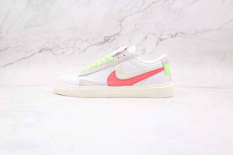 Blazer Low X Sacai Pink/Green/Varisity White 3