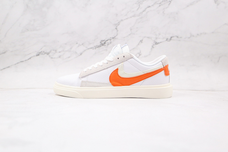 Blazer Low X Sacai White/Orange-Grey 3