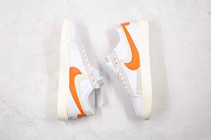 Blazer Low X Sacai White/Orange-Grey 11