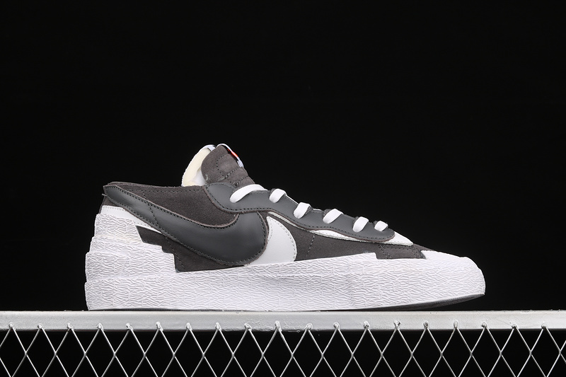 Sacai X Blazer Low Black/Black/White 3