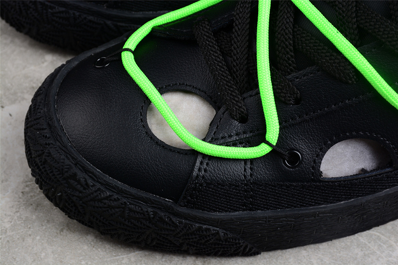 Ow X Blazer Low Black/Black/Green 29