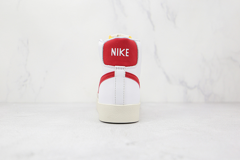 Blazer Mid 77 Vintage White/White/Sail/Team Red 13