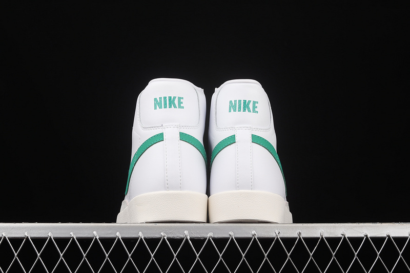 Blazer Mid 77 Vintage White/Sail-Lucid Green 29