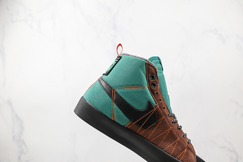 Blazer Mid Premium Sb Acclimate Pack - Noble Green/White/Black 15