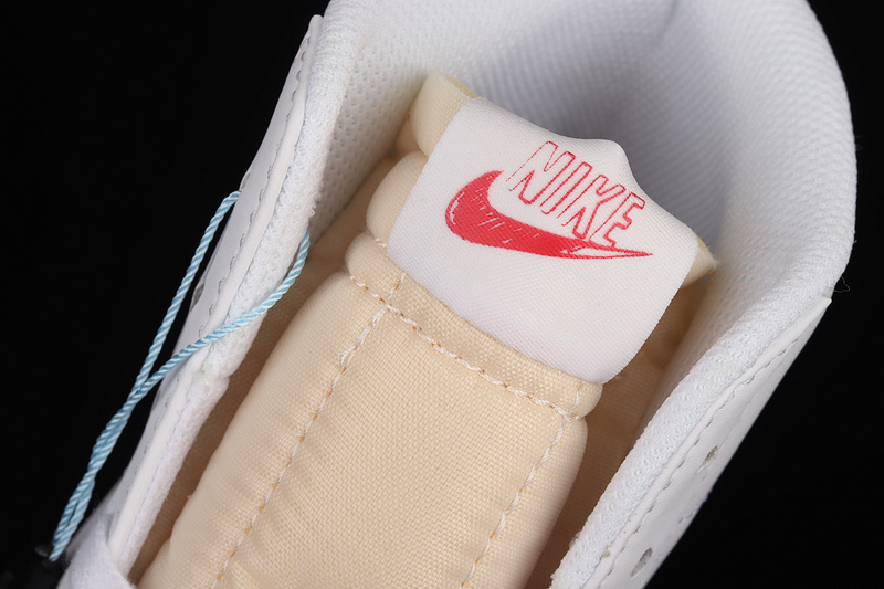 Blazer Mid 77 Scribble White/Red-Sail 15