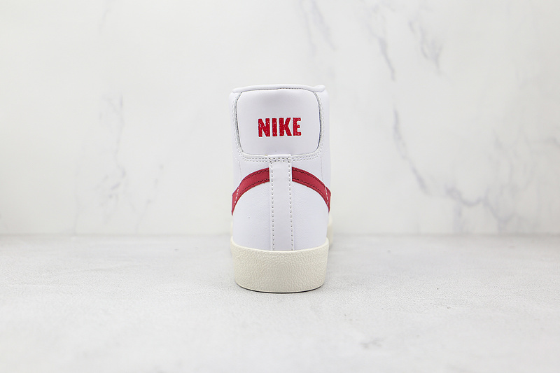 Blazer Mid 77 White/White/Brick Red 7