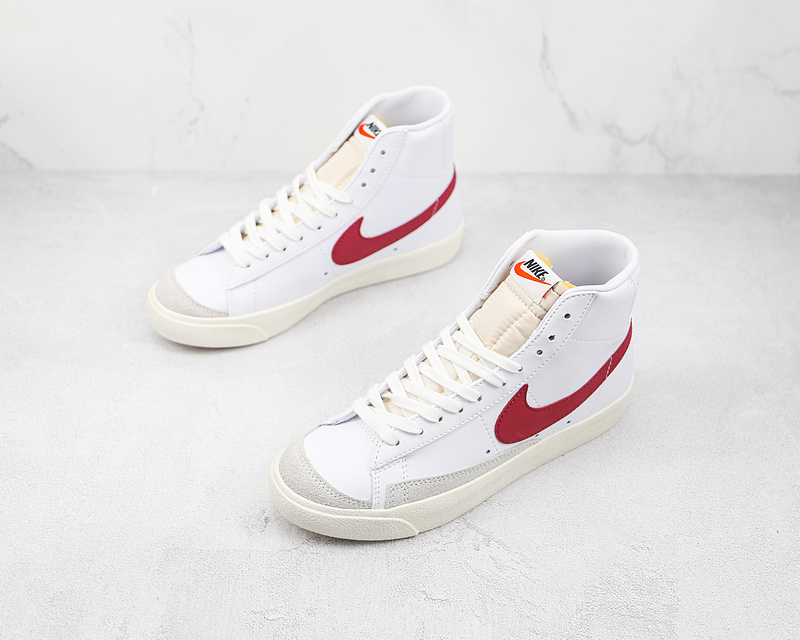 Blazer Mid 77 White/White/Brick Red 19